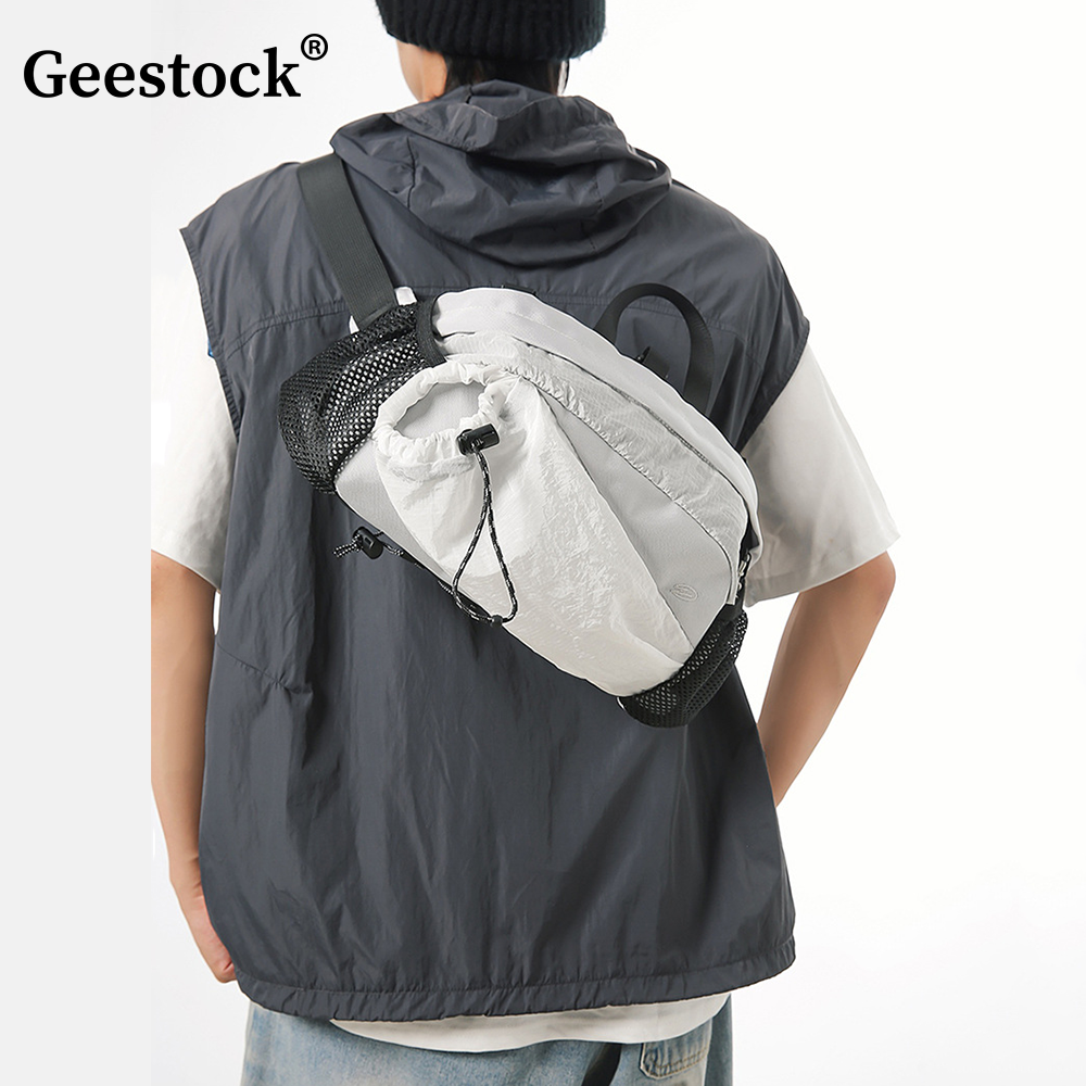 Geestock Trendy Lightweight Sp - Hiking Backpack Waterproof บทวิจารณ์และราคา