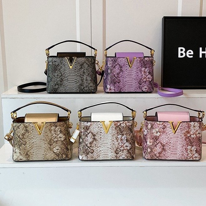 High-End Minimalist Unique Bus - Backpack Diaper Bag บทวิจารณ์และราคา